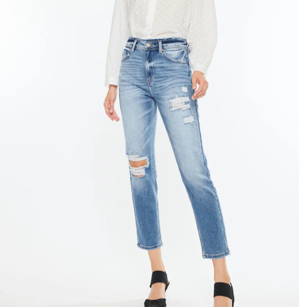 KanCan Clemence High Rise Mom Jean 27